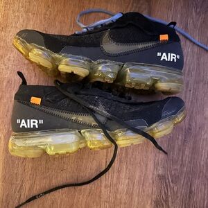 Off white vapor max